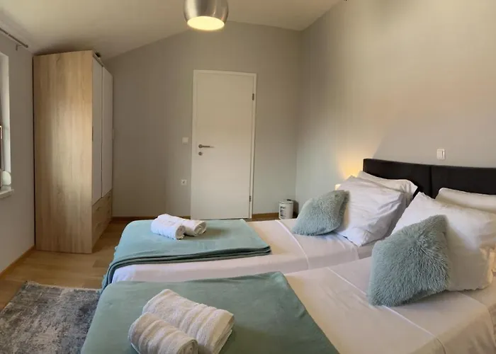 Apartment Blue Dream Ii *